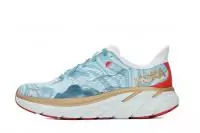 hoka one one clifton 8 au meilleur prix ink painting